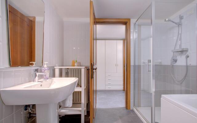 6 WINDOWS! GRAND CANAL PANORAMA VIEW, Aircond Wifi