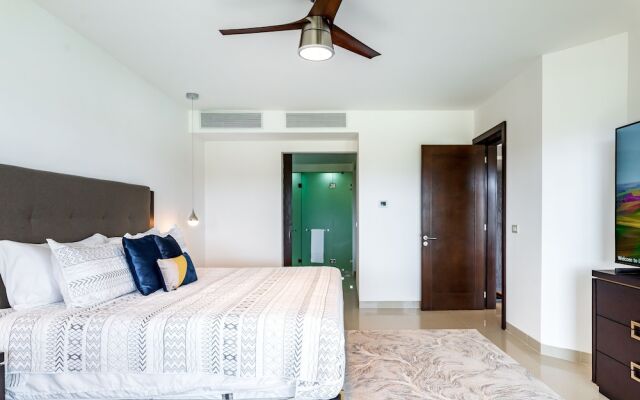 Casa Alma 2 Bedroom Apts by RedAwning