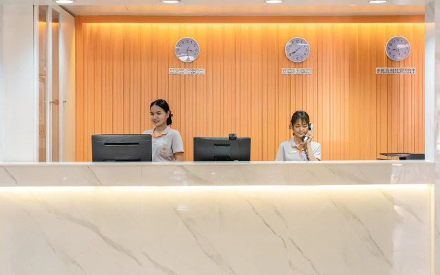 Sunshine Hotel And Residences
