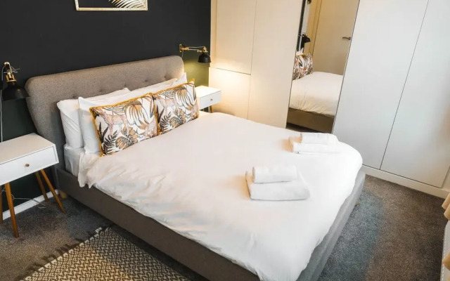 Modern & Stylish 1 bed Flat in Bristol