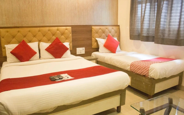 OYO 7154 Hotel Highland Residency