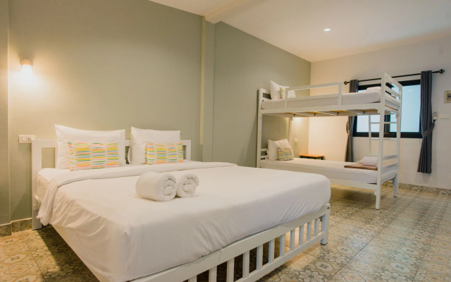 Warm Well Hostel Kanchanaburi