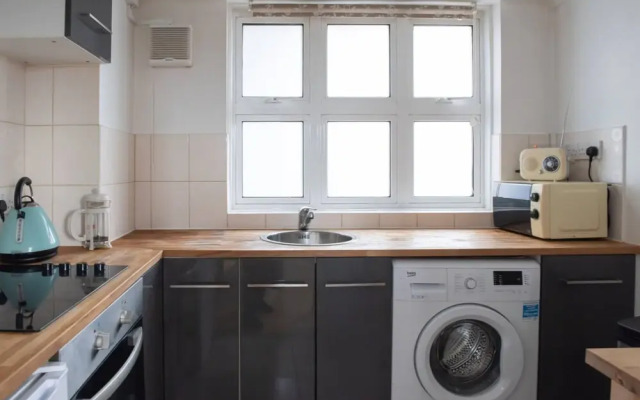 Penthouse Flat in Trendy Peckham with City Views