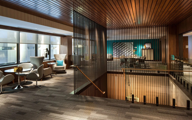 Le Meridien Houston Downtown