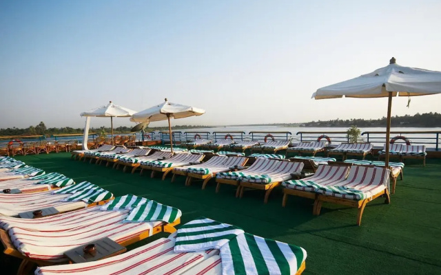 Nile Carnival Cruise