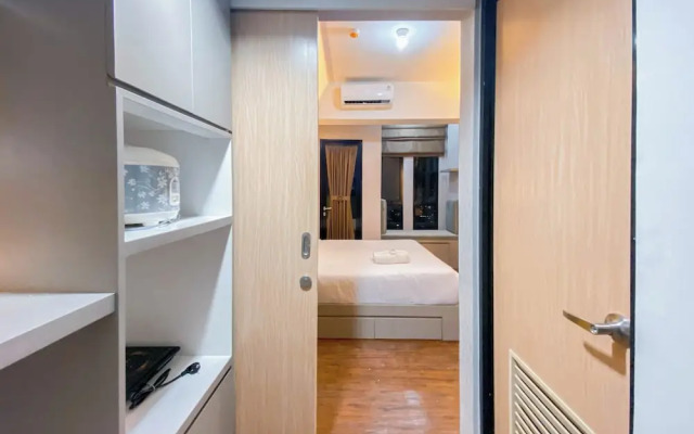 Modern Look and Homey Studio Apartment The Alton