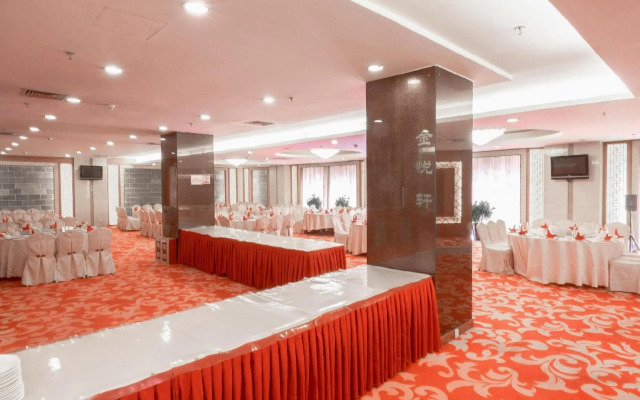 Xiongbao Hotel