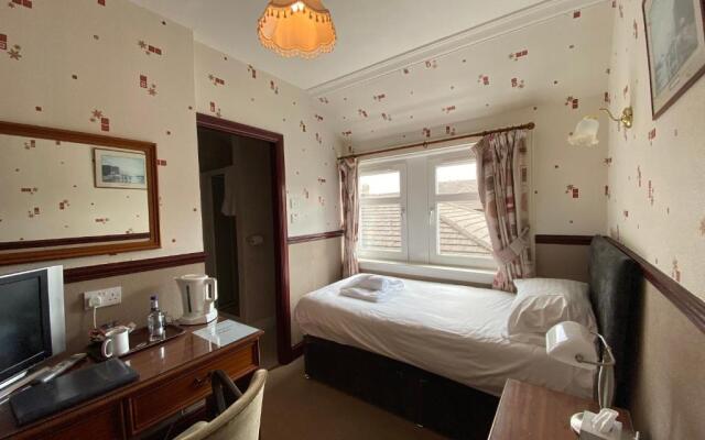 The Kings Arms Hotel