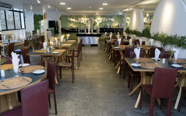 Marante Plaza Hotel