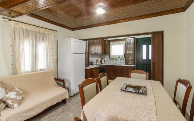 Konstas Stone Island House in Meganisi