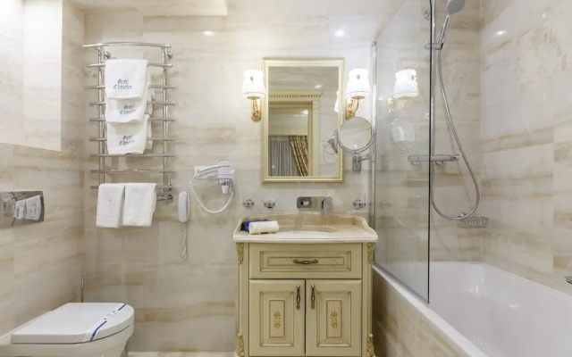 Chevalier Hotel & Spa