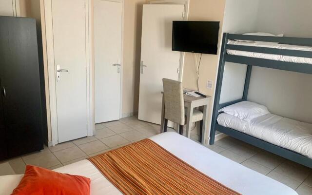 Brit Hotel Lannion - Perros Guirec