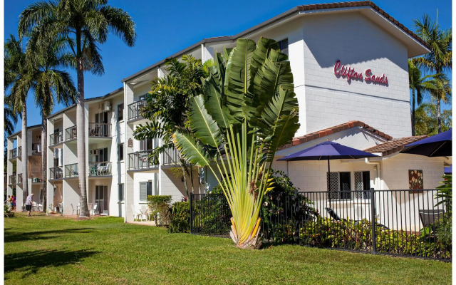 Clifton Sands Holiday Apartments