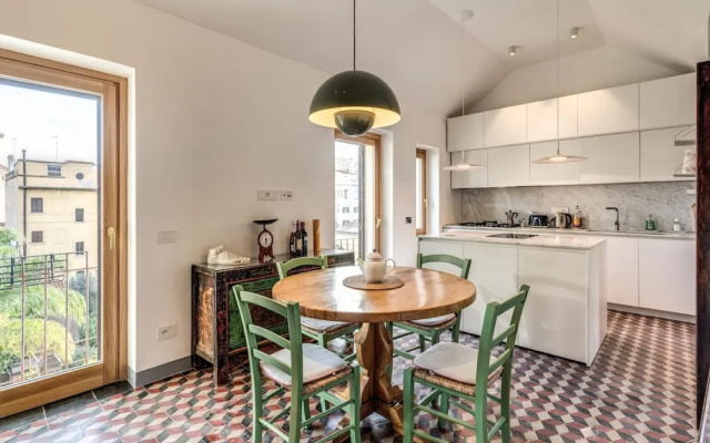 Trastevere Outstanding 4 Br Terraced Apartment