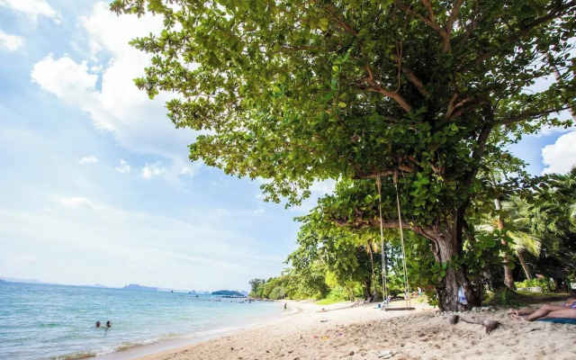 150 m From a Paradise Beach 3 Bedrooms Pool