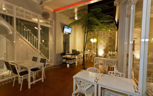 Reggae Mansion Suite