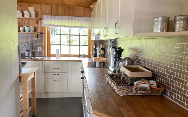 Nice Home in Stavang With 4 Bedrooms