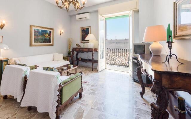 Teatro Greco Balcony Apartment