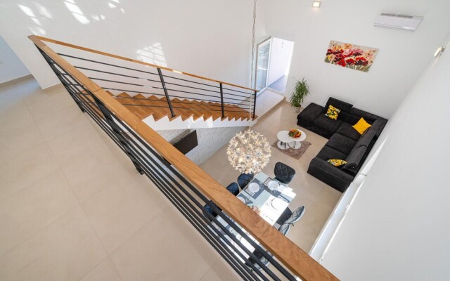Stunning Home in Posedarje With 4 Bedrooms, Wifi and Outdoor Swimming Pool