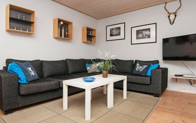 5 Person Holiday Home in Farvang-by Traum