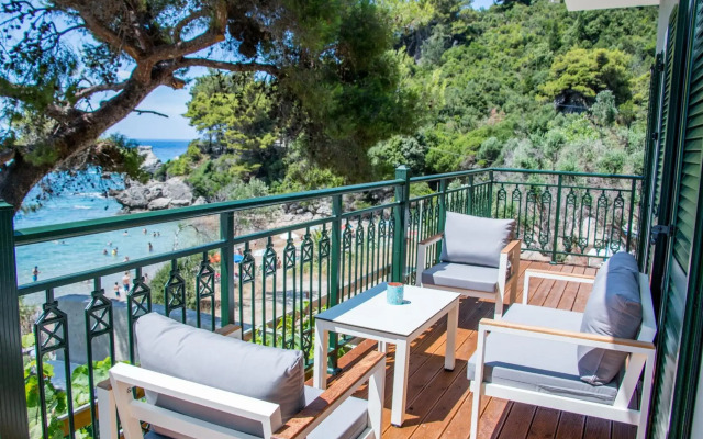 Glyfada Beach Hotel