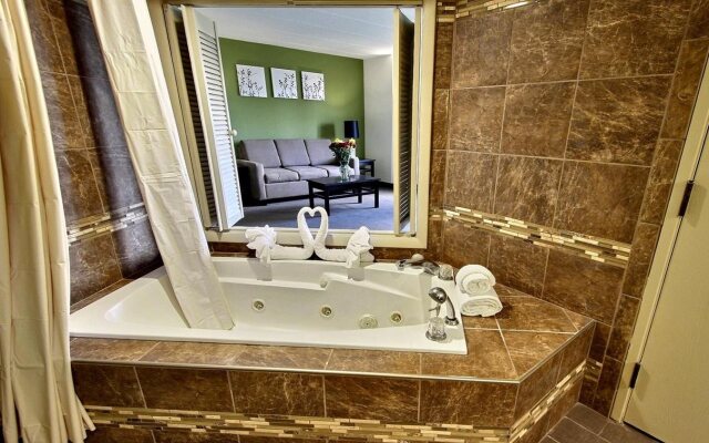 Wingate by Wyndham Salisbury