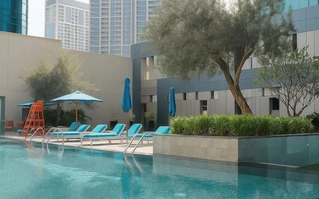 1BHK near metro. BusinessBay. Mera. 2209