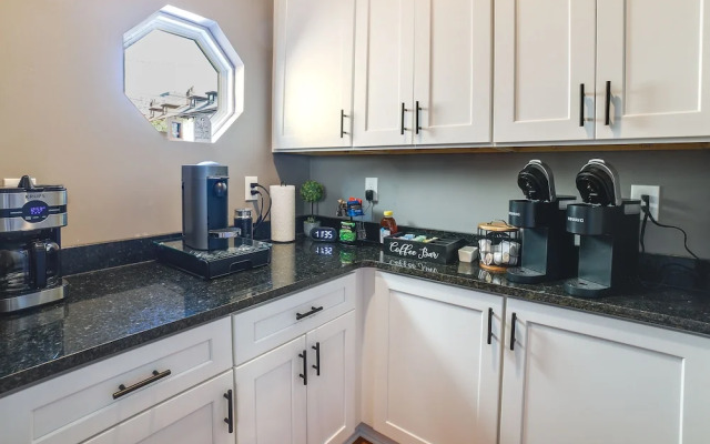 Family-friendly Shadyside Gem Near Dtwn Pittsburgh
