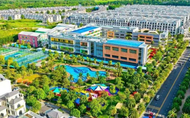 Hera Luxury Apartmant |  Premium Serviced Apartments at Vinhomes Grand Park