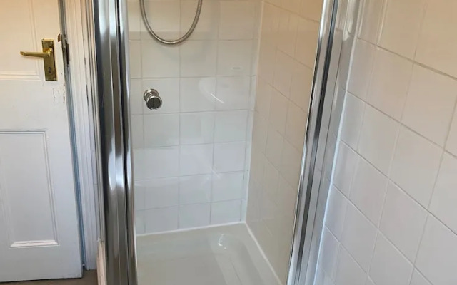 The Elks Head – Whitfield