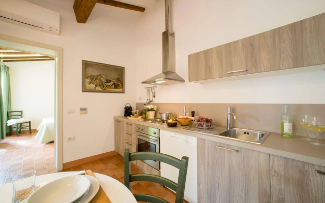 Tenuta Torre Rossa Farm & Apartments