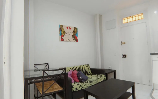 Apartamento de 2 Habitaciones en Puerta del Angel AZ1B