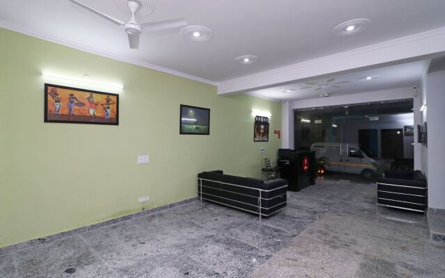 OYO Flagship 10045 Hotel Pearl Residency