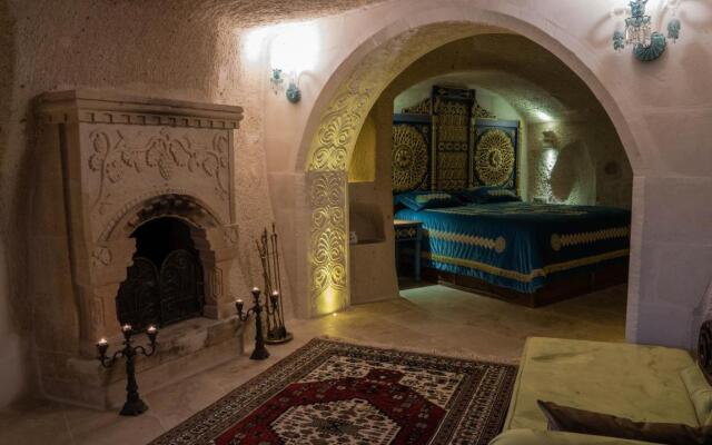 Elika Cave Suites Hotel &amp; SPA