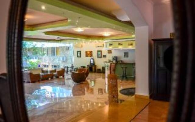Majestic Jupiter Hotel