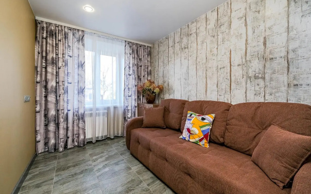 В гости на улице Челюскинцев 14