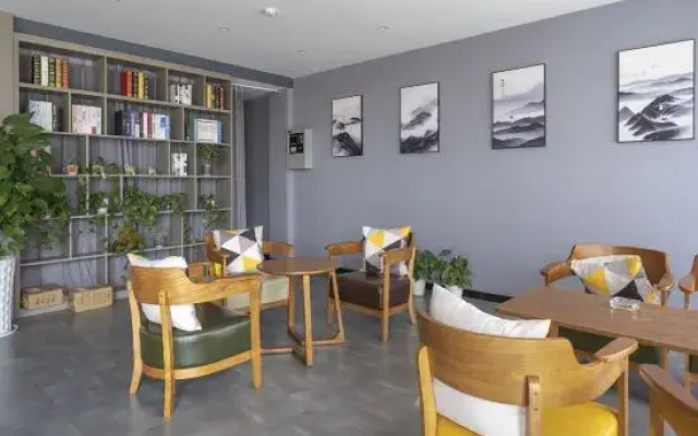 Sailing fashion Hotel