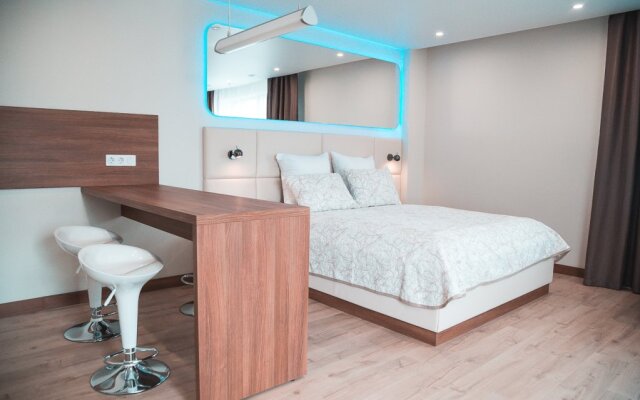 On Mitinskaya 16 Apartments