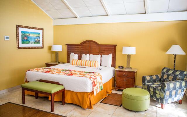 Best Western Plus Yacht Harbor Inn