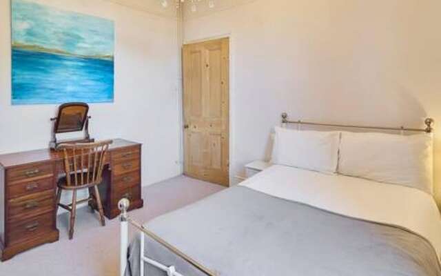 Host Stay Bellevue Road