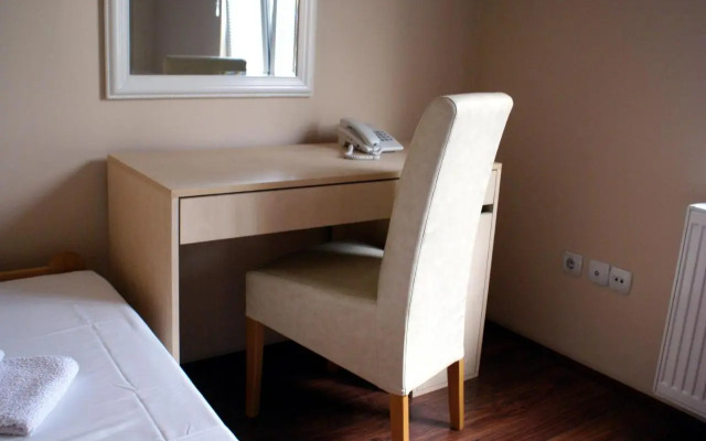 Guest House Villa Mir Plus