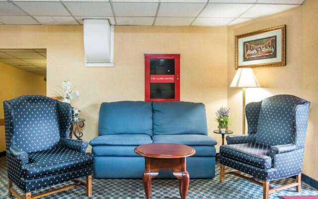 Econo Lodge Manchester