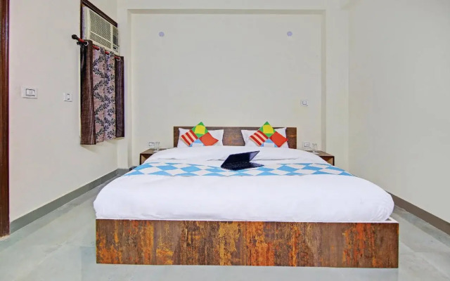 OYO Home 27597 Premium Stay
