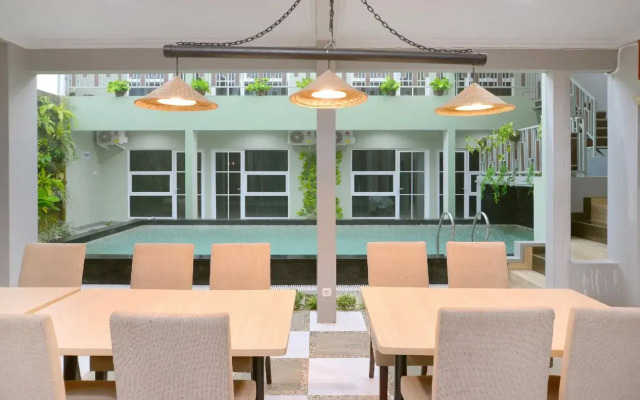 Royal Gejayan Homestay By OYO Rooms