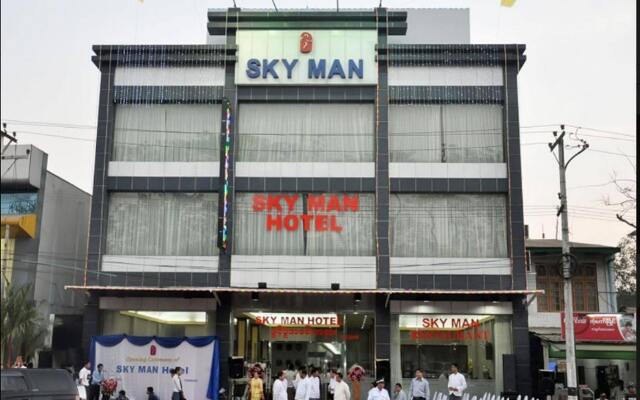 Sky Man Hotel