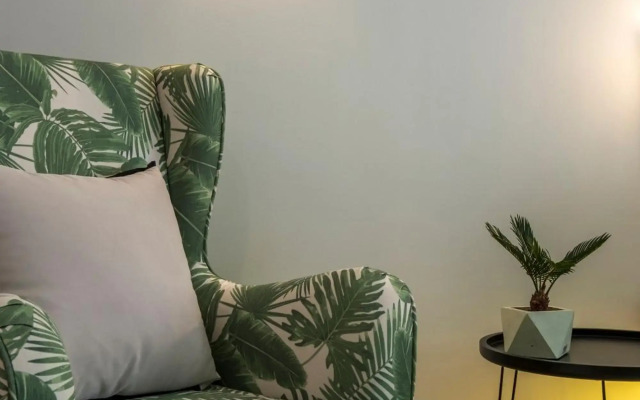 Kalamaki Luxury Suites