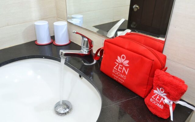 ZEN Rooms Basic Kedung Sari Wonorejo