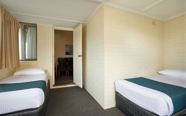 Greenways Apartments
