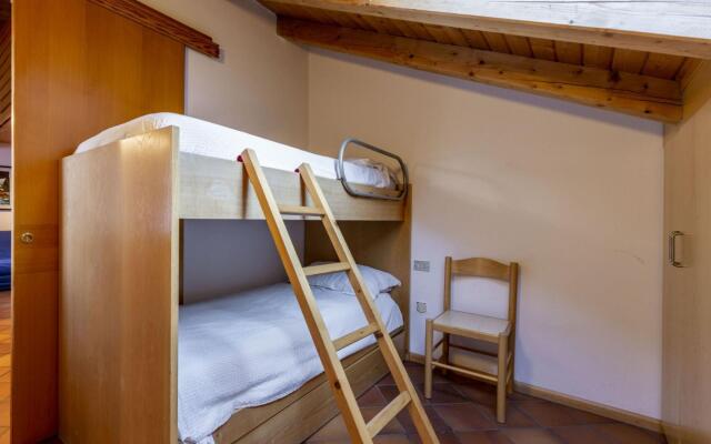 Four-room apartment for 6/7 people. (022113-AT-059536)-500 LOLLI 11