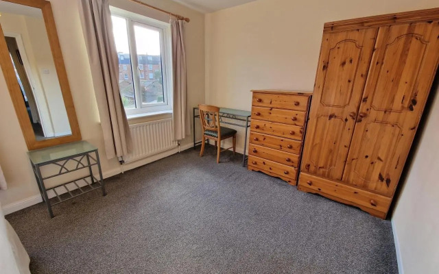 Town or Country - Jessie Terrace House B